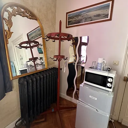 Проживание в семье Violette Бордо