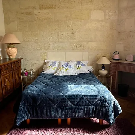 Violette Проживание в семье