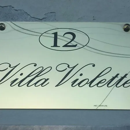 Violette * Bordeaux